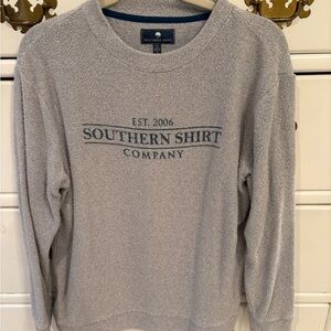 The Southern Shirt Company Gray Sweater Pullover